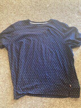 International Report navy anchor print t-shirt size XL